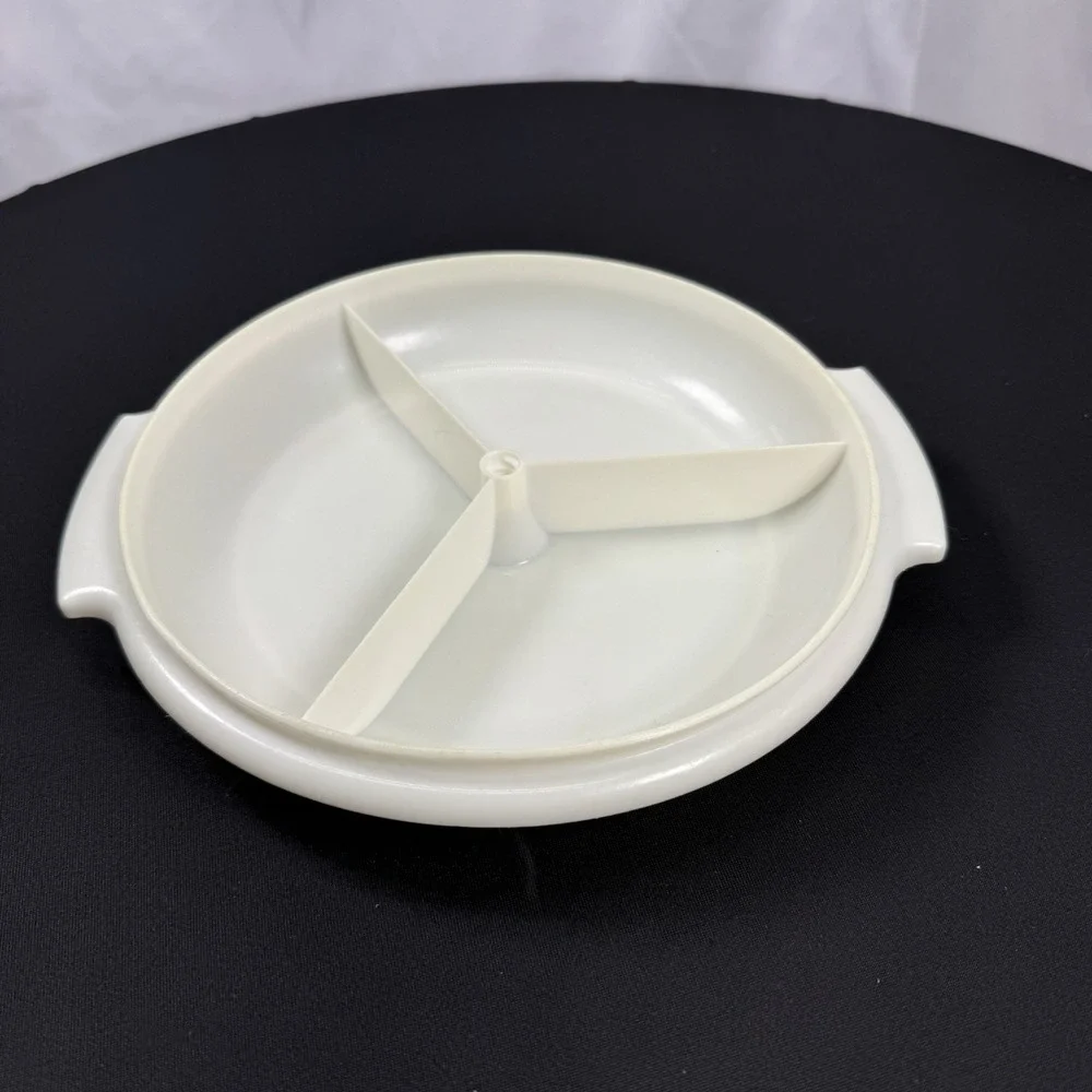 Tupperware ~ #608-2 Suzette White‎ Divided Serving Platter--- PLATTER ONLY